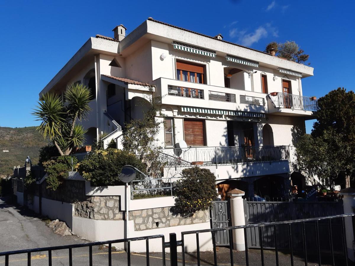 Bressa De Ma Affittacamere, Room & Breakfast Pietra Ligure Dış mekan fotoğraf