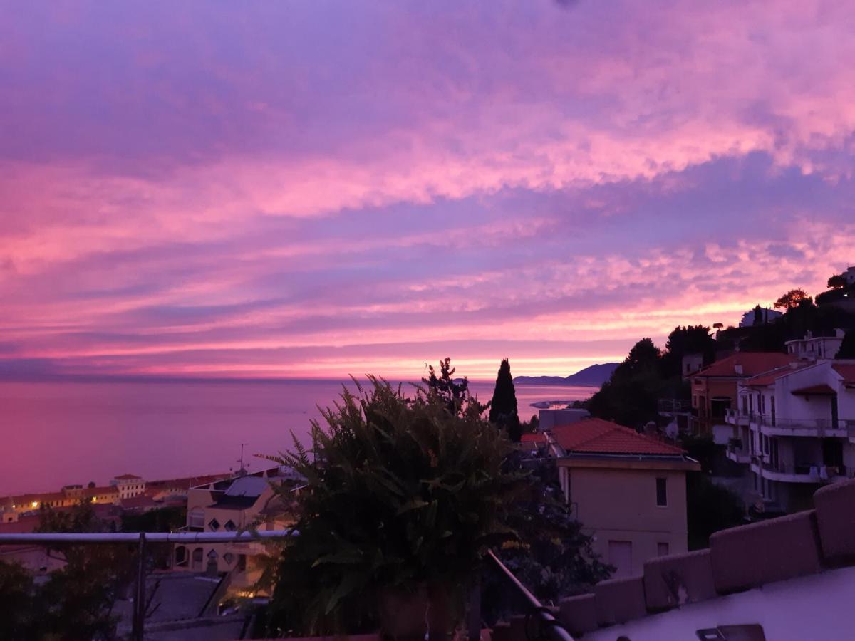 Bressa De Ma Affittacamere, Room & Breakfast Pietra Ligure Dış mekan fotoğraf