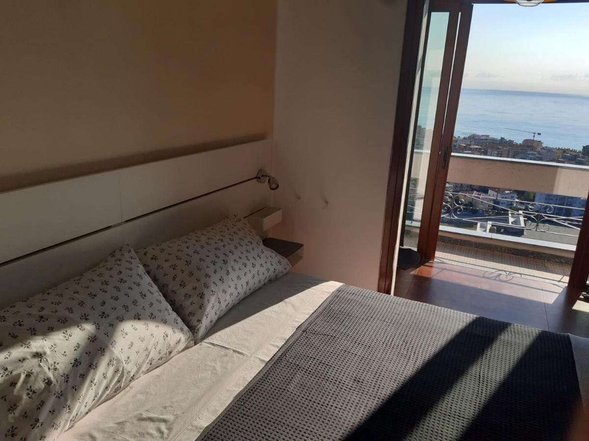 Bressa De Ma Affittacamere, Room & Breakfast Pietra Ligure Dış mekan fotoğraf